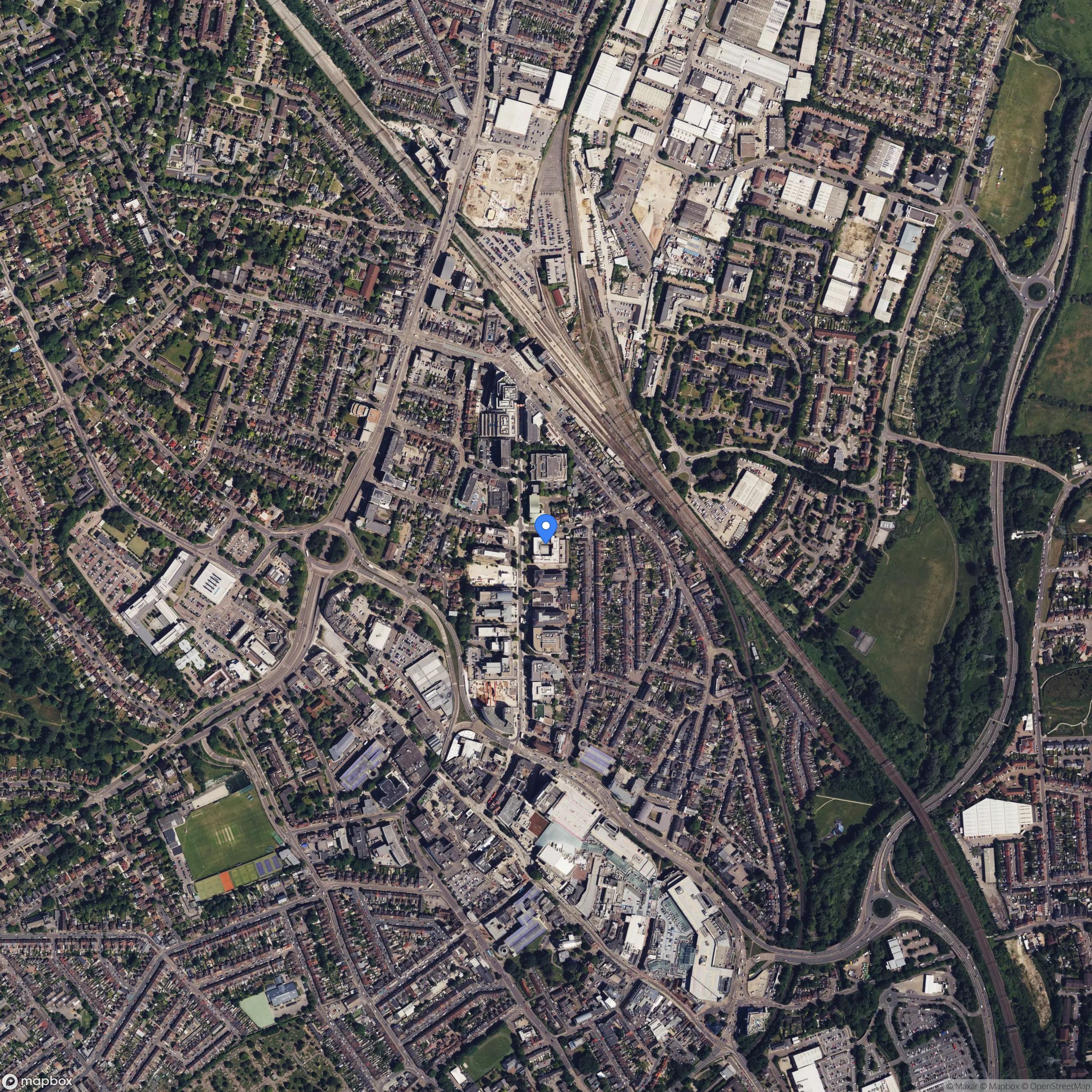 51°39'39.0"N 0°23'46.8"W