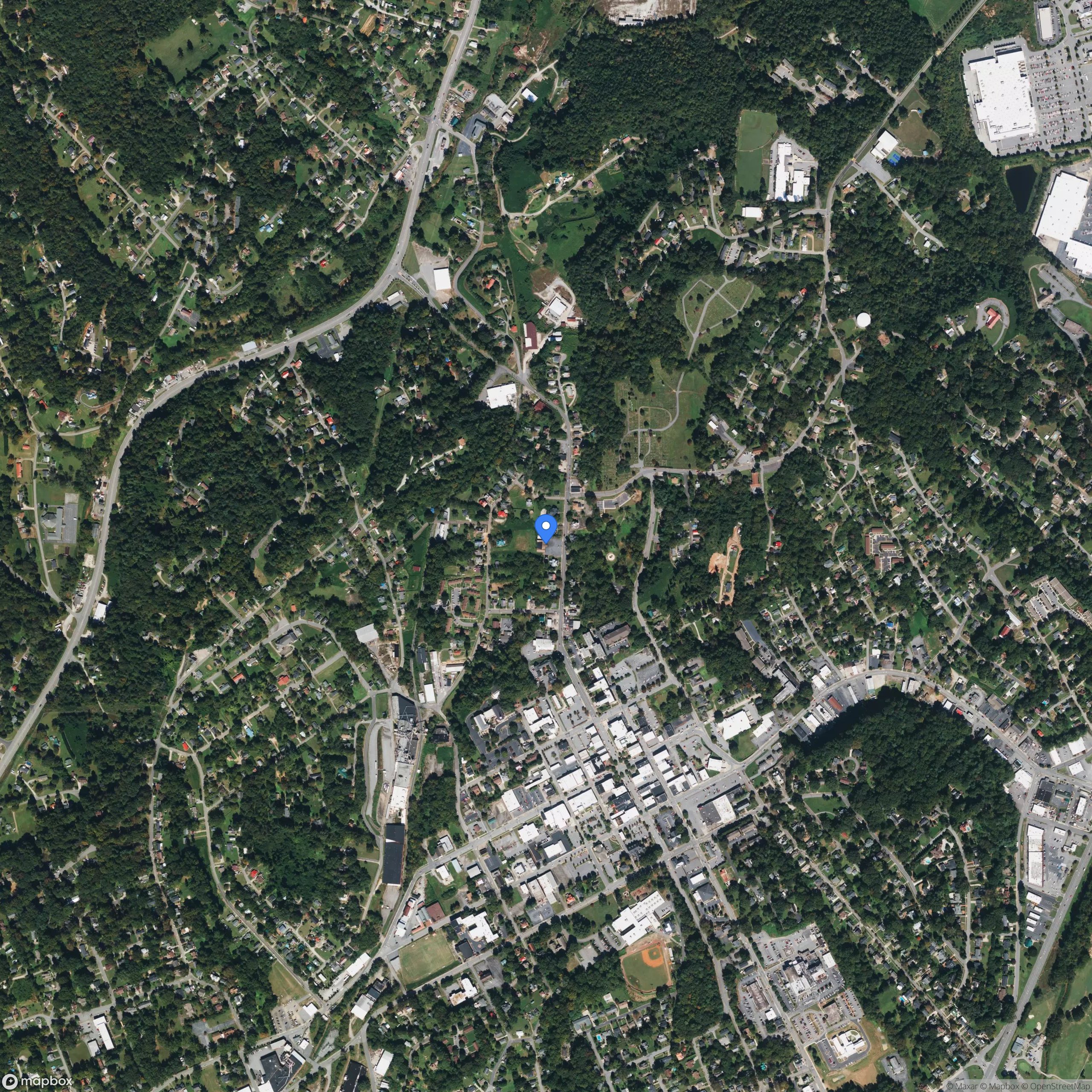 35°55'09.7"N 81°32'30.1"W