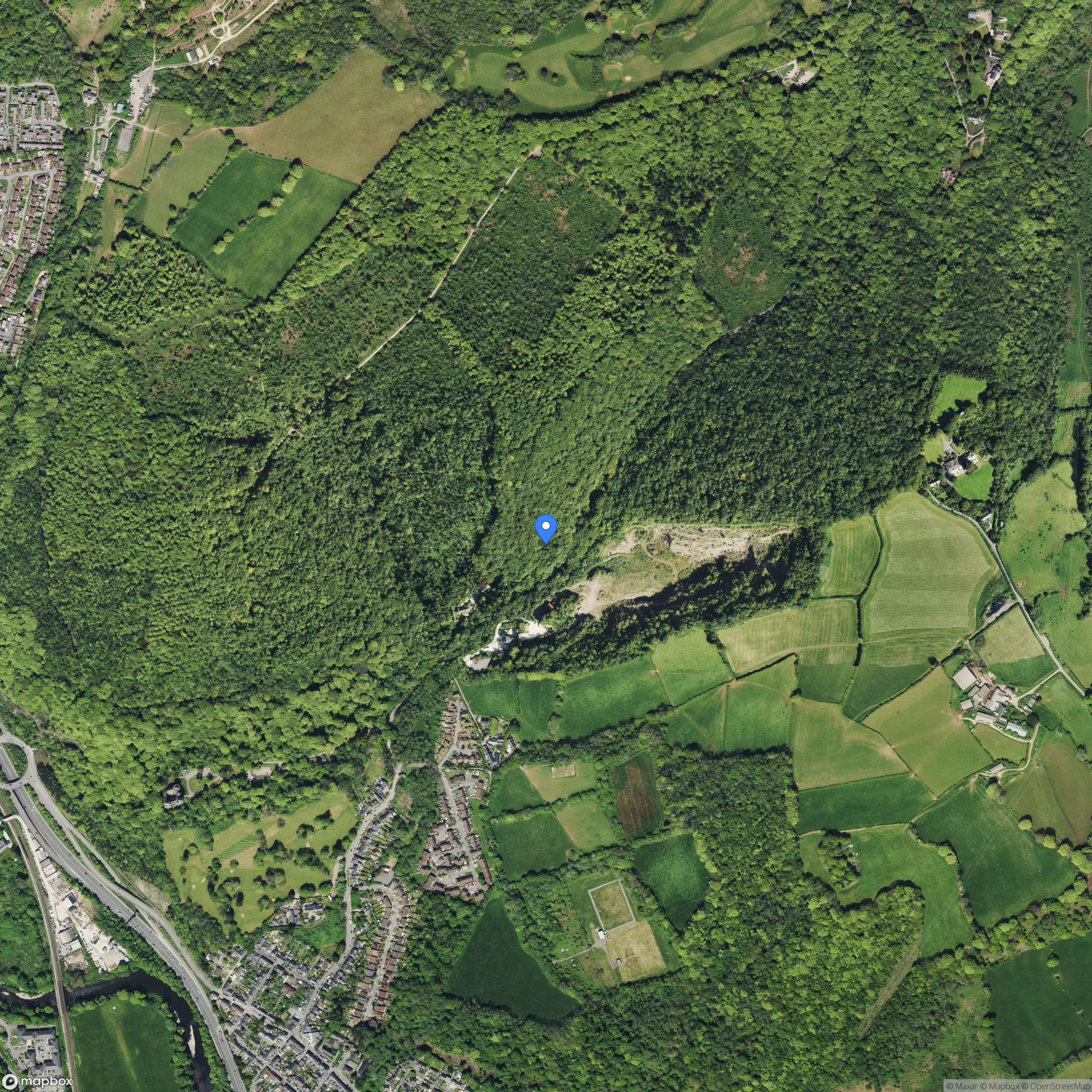 51°32'23.2"N 3…