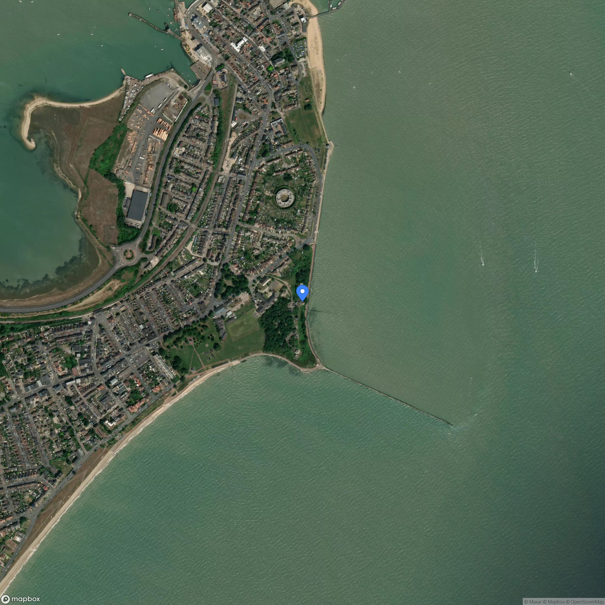 Bigger Battery Building, groups of buildings and forts (Public Spot)